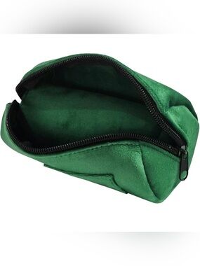 Green Men's Plush Zipper Pouch - Unbranded